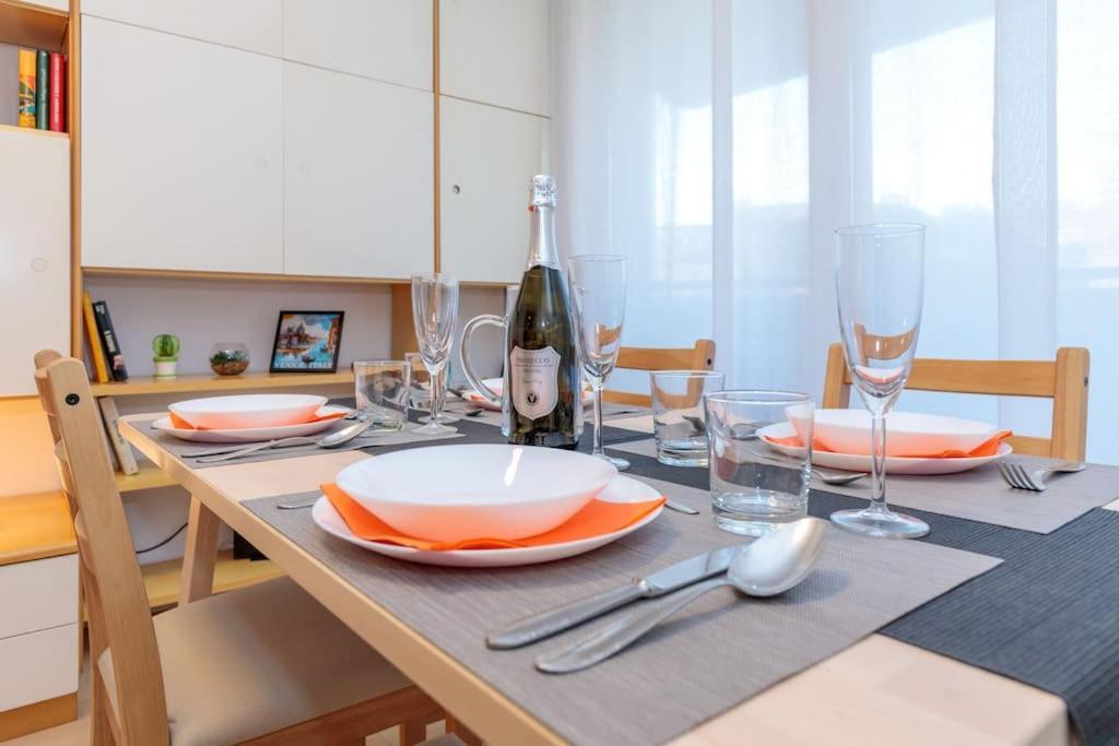 10 Min From Venice Free Garage Lovely Flat Местре Екстер'єр фото